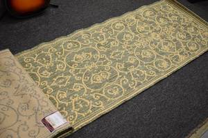 lot 125 image: Couristan Recife Rug 05739 Veranda Scroll 94in x 27in (240cm x 70cm)