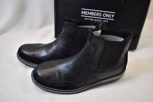 lot 156 image: Members Only Legacy Black Slip on Boots Size 9M