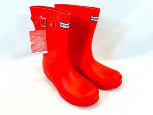 lot 162 image: Exotic Identity Short Rain Boots Waterproof PVC Nonslip Sole Red Size 8
