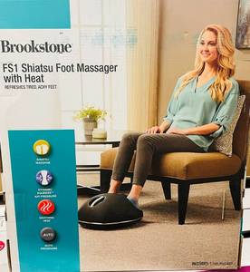 lot 178 image: Brookstone Shiatsu Foot Massage FS1 w Heat