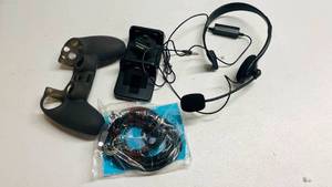 lot 227 image: Playstation 4 Controller Charge Kit w Headset and Controller Cover