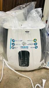 lot 270 image: 2.0 Gal Dual Tank Homedics Total Comfort Ultrasonic Humidifier Warm & Cool Mist White