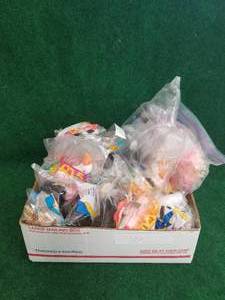 lot 77 image: Beanie babies lot