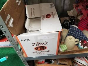lot 119 image: Household items