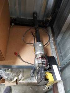 lot 122 image: Chair lift