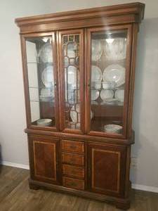 lot 248 image: China Hutch