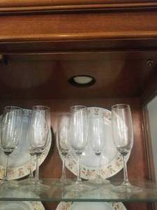 lot 236 image: China set