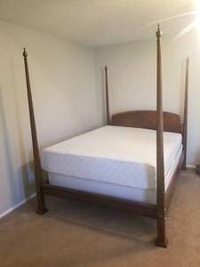 lot 254 image: King size Bed