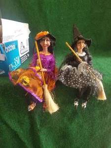 lot 189 image: Witch dolls