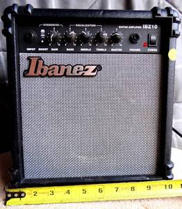 lot 1 image: Ibanez IBZ10B 10W Bass Amplifier w 6.5 Power Jam Speaker