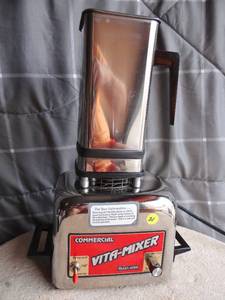 lot 21 image: Vitamix 479044 Maxi-4000 Vita-mixer Commercial Household Blender Stainless 850w - TESTEDWORKS