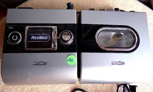 lot 26 image: RESMED CPAP MACHINE - FULLY WORKING WITH CASE AND SUPPLIES