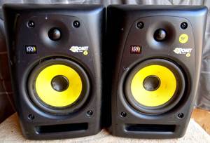 lot 34 image: NICE PAIR KRK ROCKIT 6 SPEAKERS