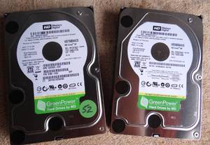 lot 52 image: WESTERN DIGITAL WD7500 & WD5000 HARD DRIVES (X2)