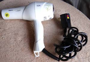 lot 80 image: DEVACURL ST320 PROFESSIONAL HAIR DRYER - $$$ - TESTED- WORKS GREAT
