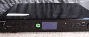 lot 100 image: Insignia Ns-Hdtune AMFM Hd Radio Standalone Tuner Analog & Digital Output - POWERS ON