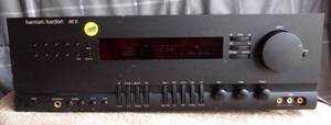 lot 109 image: Harman Kardon AVR-25 Stereo Dolby Surround Receiver - POWERS ON