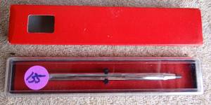 lot 135 image: CROSS PEN WITH CASE