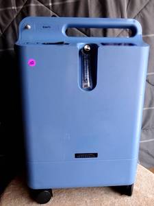 lot 150 image: Philips Respironics EverFlo Oxygen Concentrator Bundle with OPI - 5 LPM - CHECK COMPS $$$$$