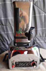lot 175 image: Vintage Vitamix 3600 Plus Blender Stainless Steel - TESTEDPOWERFUL