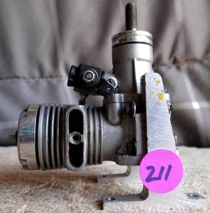 lot 211 image: .25 RADIO CONTROL AIRPLANE ENGINE - MADE IN GERMANY