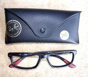 lot 246 image: RayBan Designer Frames in Soft Case - FRAMES ONLYNO LENSES