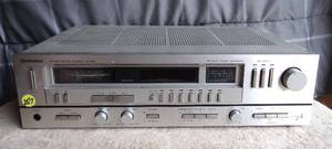 lot 257 image: Technics SA-424 FMAM Quartz Digital Synthesizer Stereo Receiver