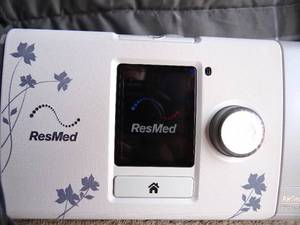 lot 270 image: ResMed AirSense 10 AutoSet with Integrated Humidifier - POWERS ONFUNCTIONAL