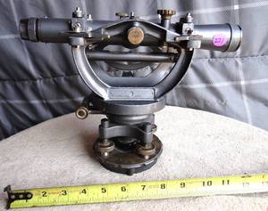 lot 271 image: VINTAGE SHIP SEXTANT - ALL WORKING PARTS - VERY NICE