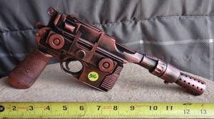 lot 306 image: SOLID CORE STAR WARS REPRODUCTION GUN - NO MOVING PARTS - ALL ONE PIECE