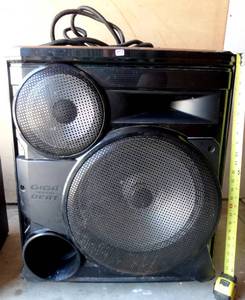 lot 333 image: SAMSUNG HS-8500 GIGA BEAT SPEAKER SYSTEM - VERY LARGE