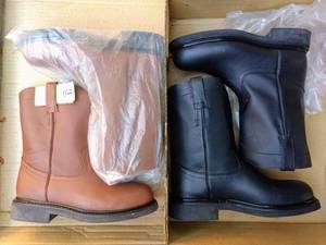 lot 42 image: Two pairs of boots (2 X Money), the colors are brown and black , Size US 6.5 Mens, MX 25 cm