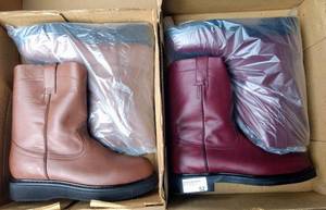 lot 52 image: Two pairs of boots (2 X Money), the colors are shedron and brown, Size US 9.5 Mens, MX 28 cm