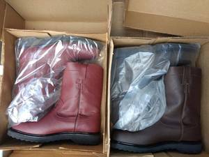 lot 58 image: Three pairs of boots (3 X Money), the colors are honey, shedron and dark brown , Shedron and Dark brown are Oil and Acid Resistant, The honey are not, Size US 10.5 Mens, MX 29 cm