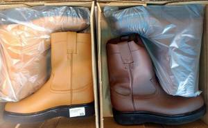 lot 69 image: Three pairs of boots (3 x money), the colors are brown, honey and shedron, Size US 9 Mens, MX 27.5 cm