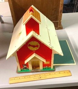 lot 52 image: Vintage School House carry