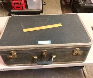 lot 58 image: Vintage Blue Satin lined Suitcase