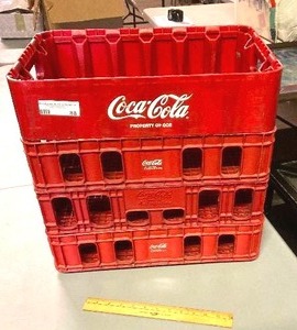 lot 88 image: 4 retro plastic coke carriers One Money
