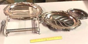 lot 92 image: Formal silver plate platters and casserole stand