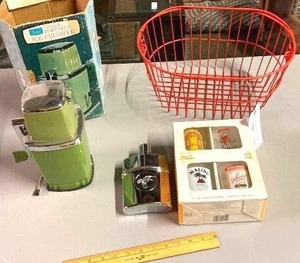 lot 100 image: Retro party starters -&nbsp metal crank ice crusher w flask &amp glasses in a wire basket.