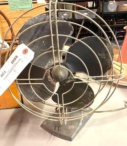lot 139 image: Montgomery Ward Fan, Empty radio case &amp 2 old Advertising Calendars