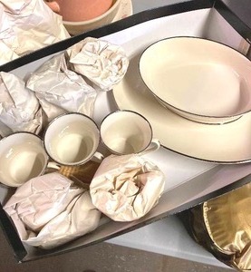 lot 143 image: Flintridge China Bellemere - all in protective cases