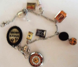 lot 129 image: Jewelry