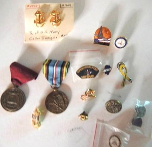 lot 115 image: Jewelry