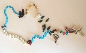 lot 106 image: Jewelry