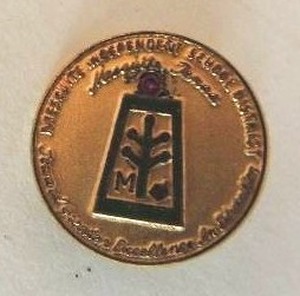 lot 85 image: 10K Gold