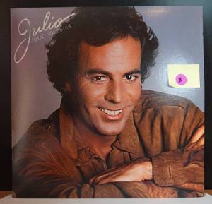 lot 3 image: ORIGINAL 1983  Julio Julio Iglesias Vintage Latin Pop Music Album Vinyl