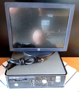lot 33 image: Dell Optiplex 745 PC Slim Desktop Core 2 Quad w Monitor