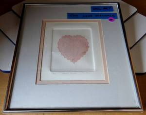 lot 34 image: HEART COCKLE BY LISA WISCOMBE - HAND SIGNED & NUMBERED 17500 - VERY NICE ART