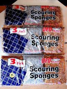 lot 185 image: UFO BRAND SCOURING SPONGES - LOT OF THREE 3 PACKS